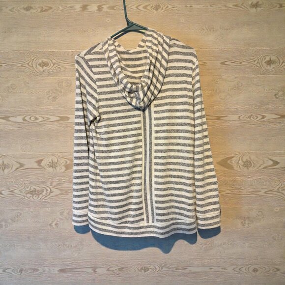 Grey and White Hooded Shirt with Pockets Small - Picture 2 of 4